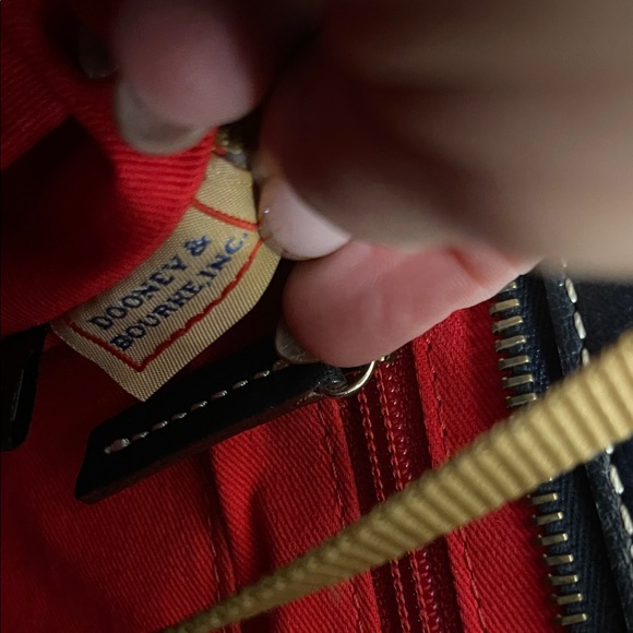 Price firm- Navy Blue Dooney & Bourke Women's Tote Bag dark blue Price Firm - Picture 10 of 13